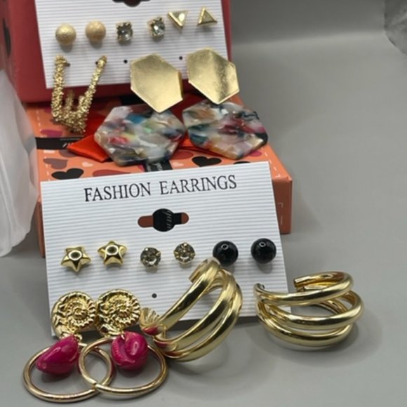 NEW 12 pairs earrings with FREE Pair of Sunglasses - Picture 2 of 4